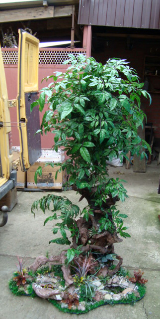 Искусственное дерево